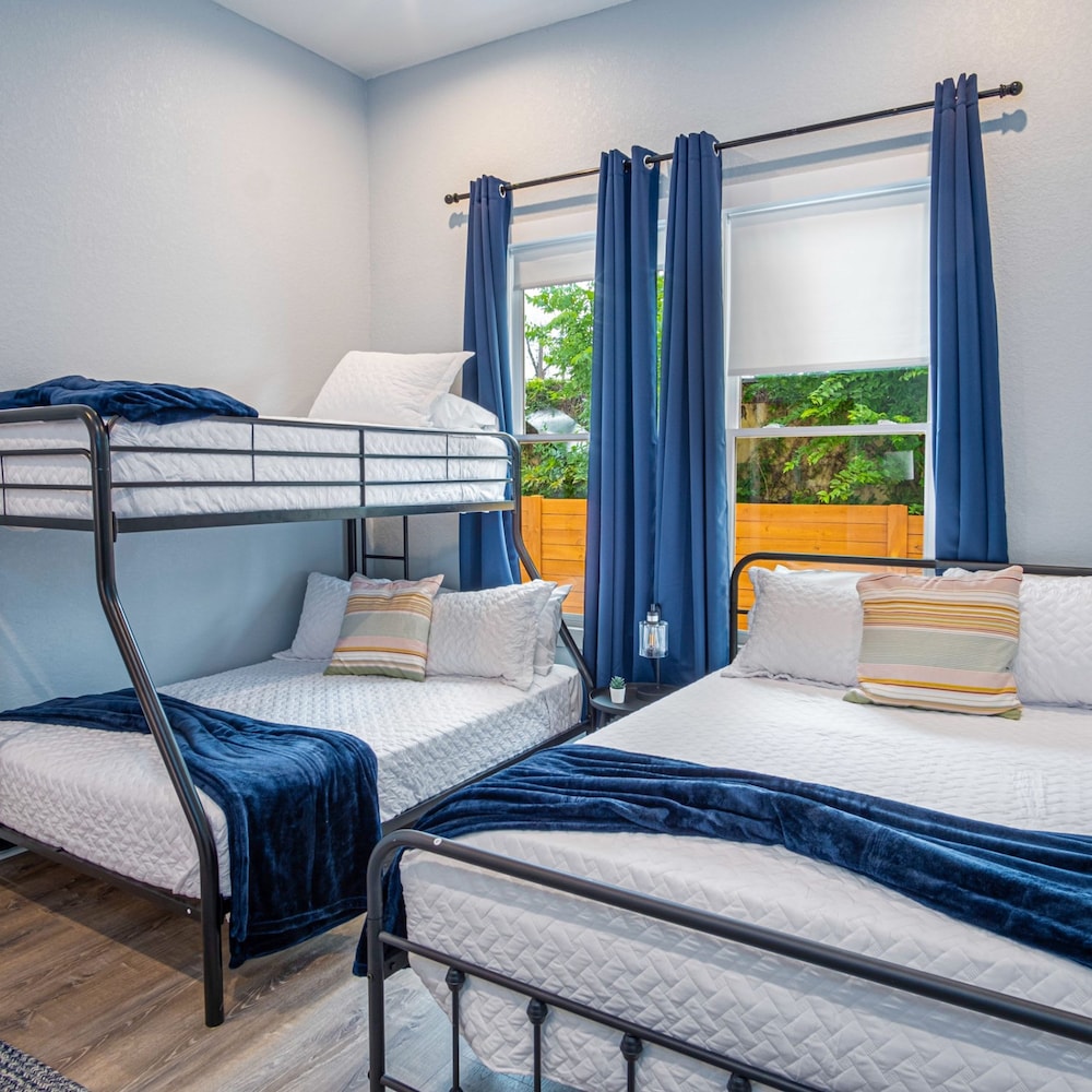 Trendy Historical Home Near Downtown Attractions