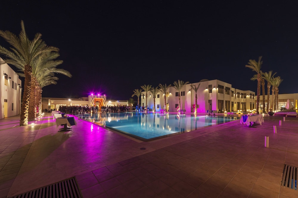 SENTIDO Reef Oasis Aqua Park Resort
