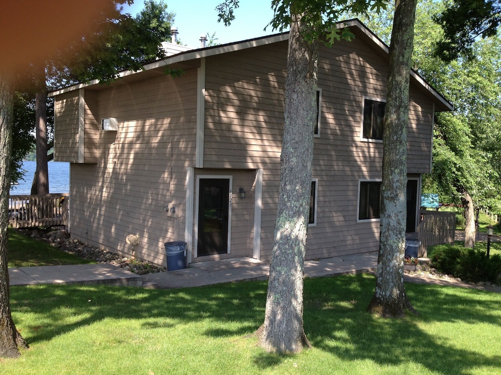 Kavanaugh's Sylvan Lake Resort