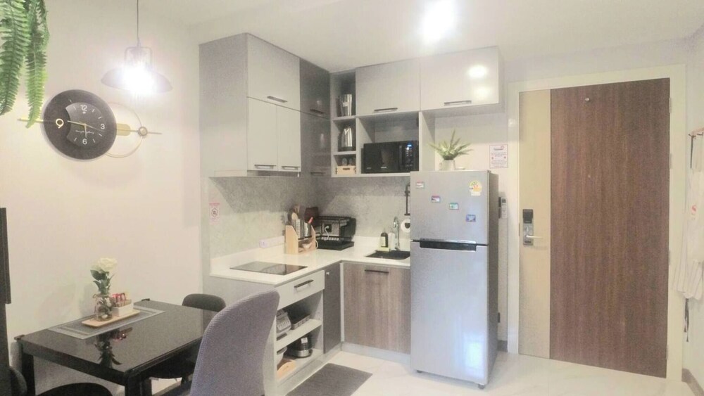 B307 - 1 Bedroom Condo Pool View Near Ao Nang Beach