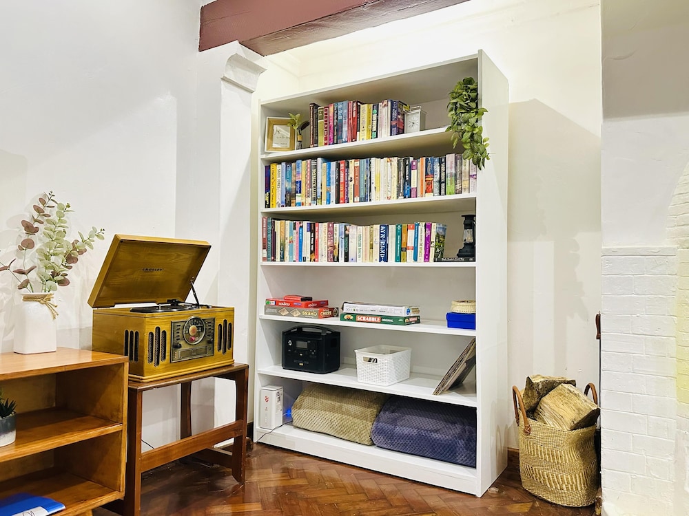 Farmhouse Retreat on 85-acre tea Estate - 2331