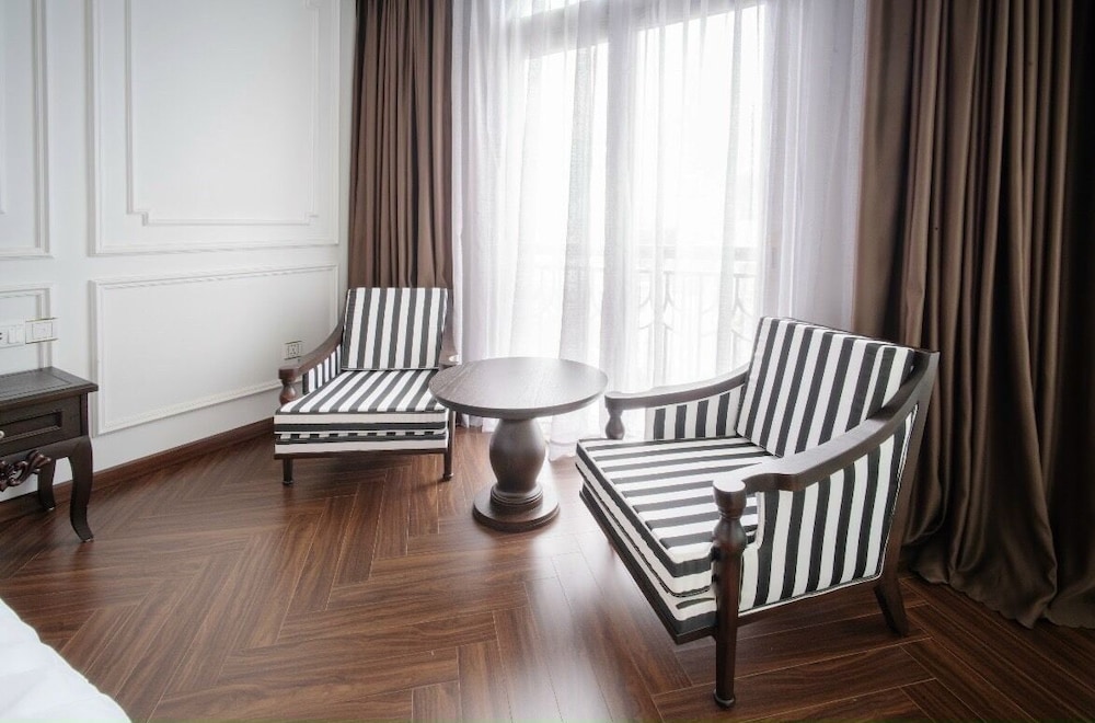 Mia Hotel (Feliz Hotel Binh Duong) view 5