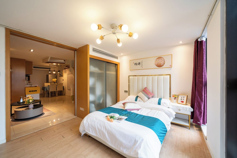 Shanghai Hills & Wanye Spacious Family Suites