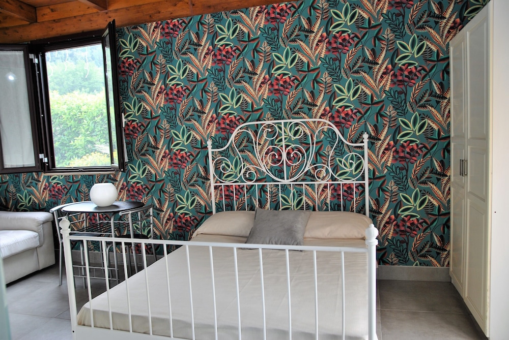 "studio Petit Giselda With Garden" view 4