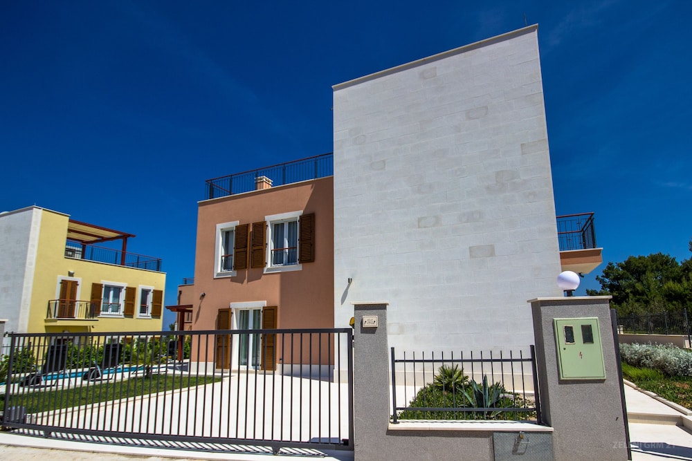 Villas Brac Hills
