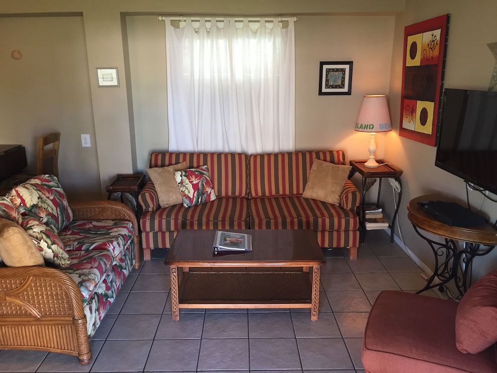 Corral Beach House Vacation Rental