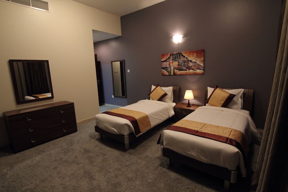 Home to Home Hotel Apartments