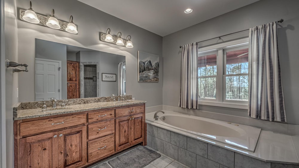 32 Acre Memory Maker by Escape to Blue Ridge