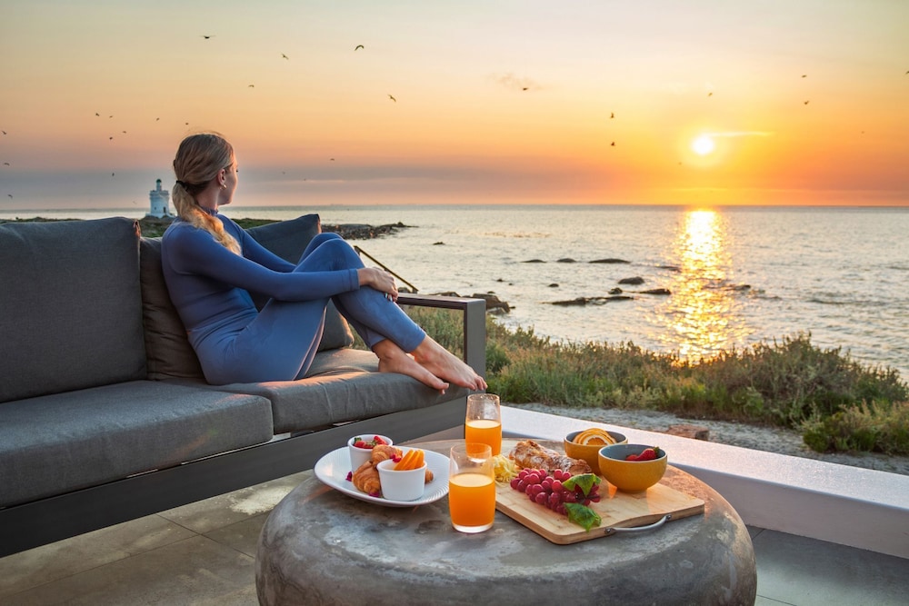 Shelley Point Beach Villa