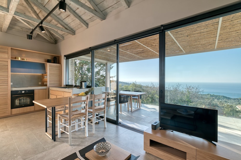 Art Blue Villas
