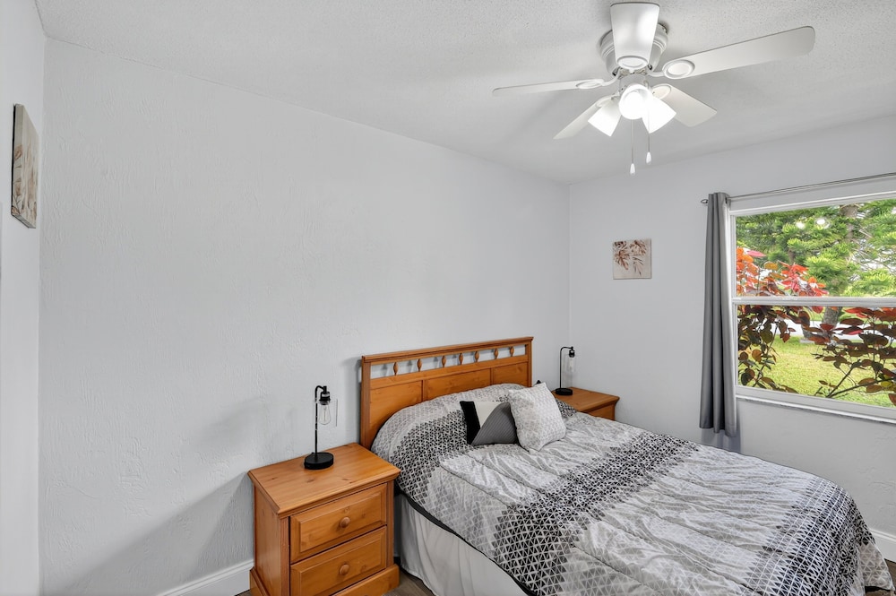 Chelsea Way Getaway Bright 4br Family Retreat 4 Bedroom Home