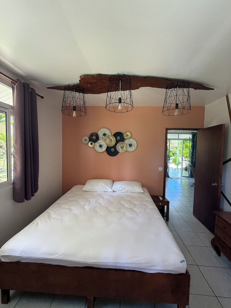 Vahine Ori Lodge