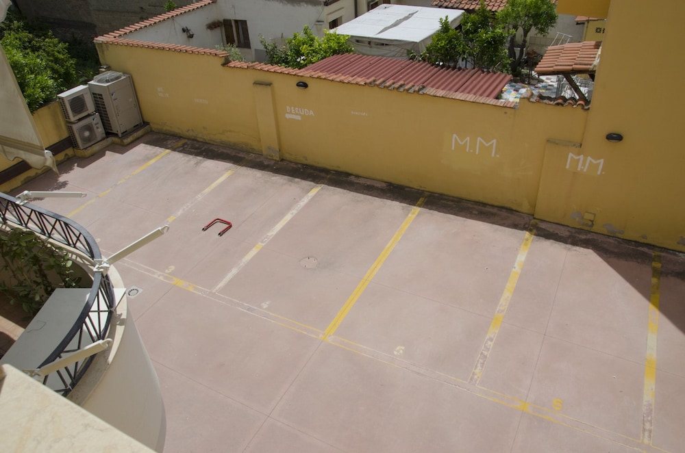 Photo 24