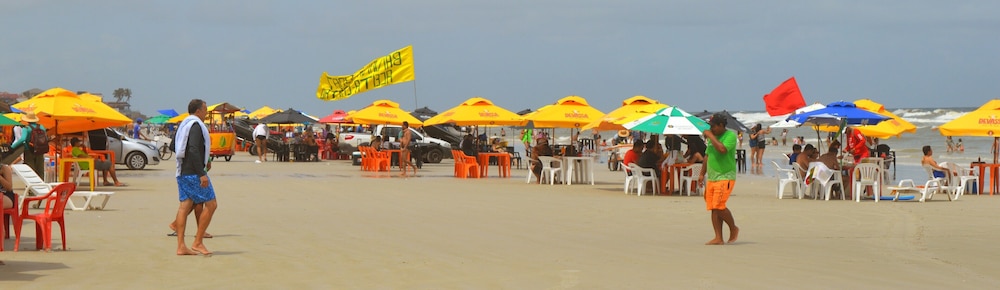 SaltBeach - Salinas Park Resort