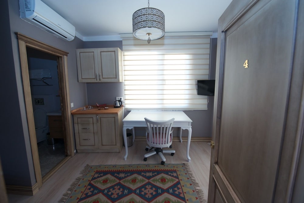 Galatolia Suites - Image 87