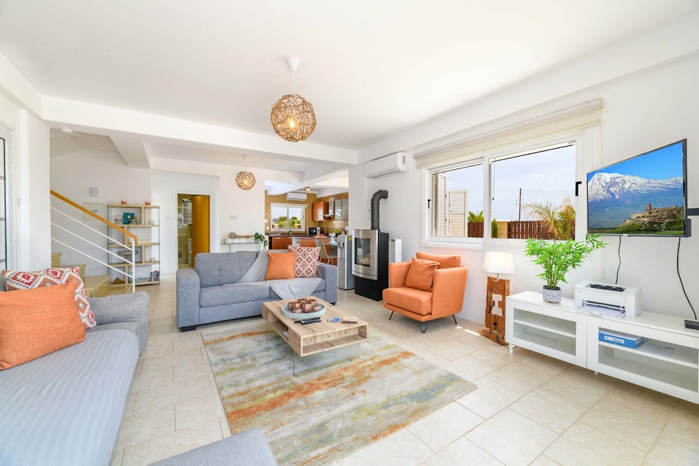 Sirens Beach House in Ayia Napa