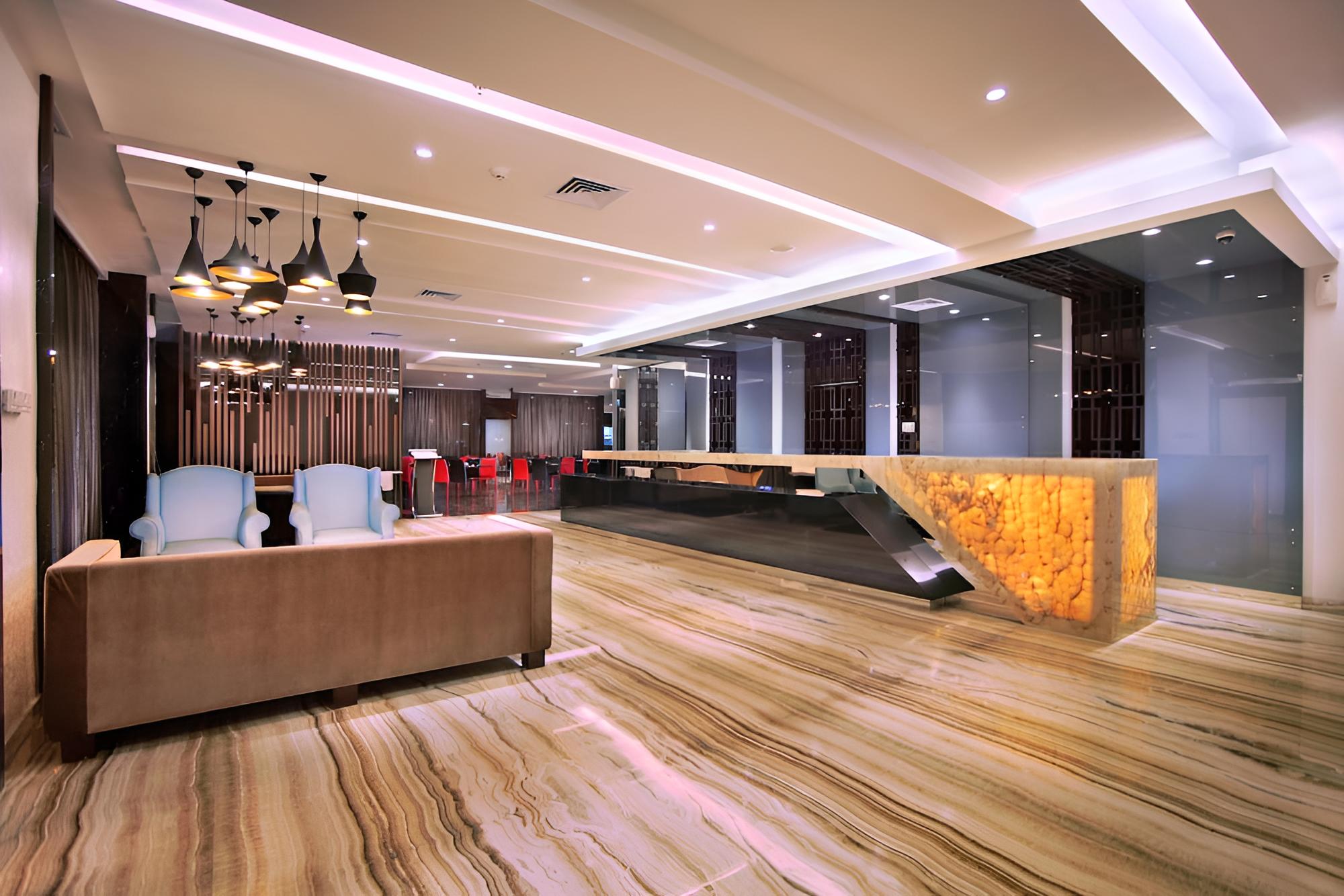 NEO Hotel Mangga Dua by ASTON