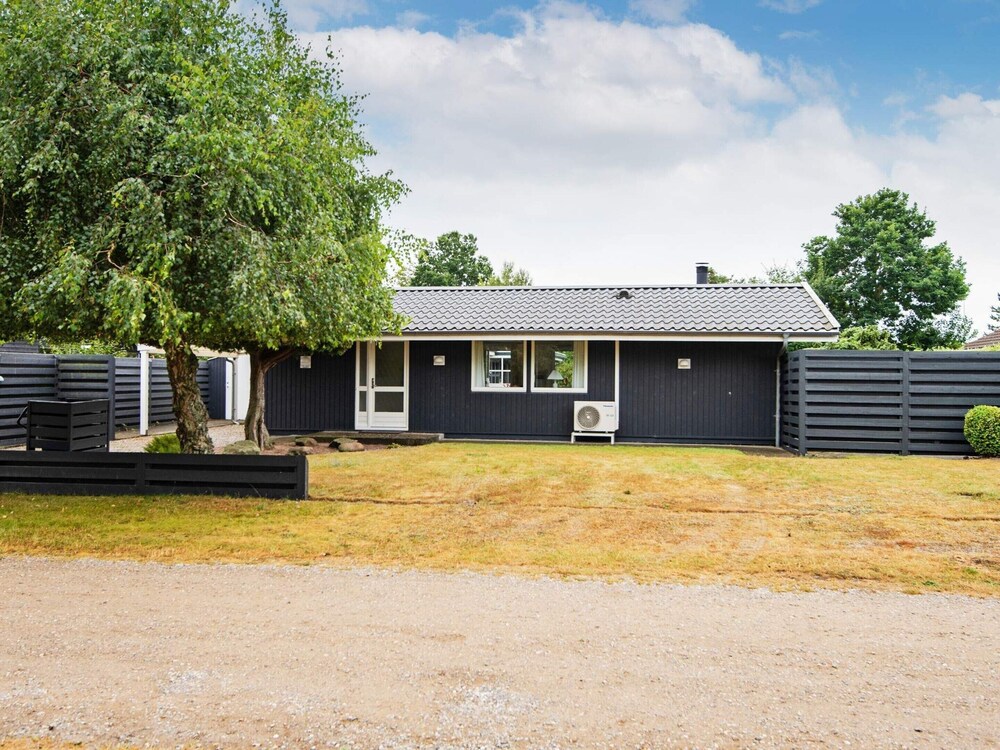 6 Person Holiday Home in Knebel view 2