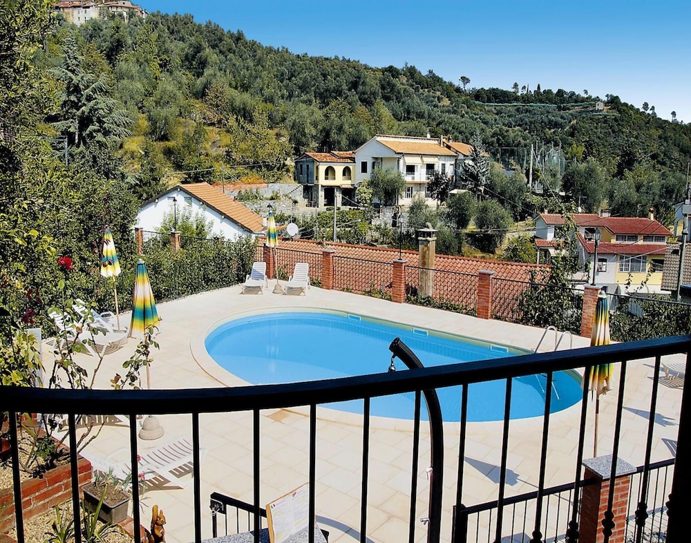 Apartment in Castellaro With Communal Pool-formerly TUI Ferienhaus