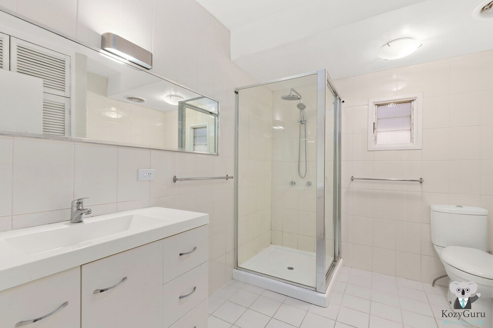 Kozyguru | Albion | Comfortable 3-Bedroom House