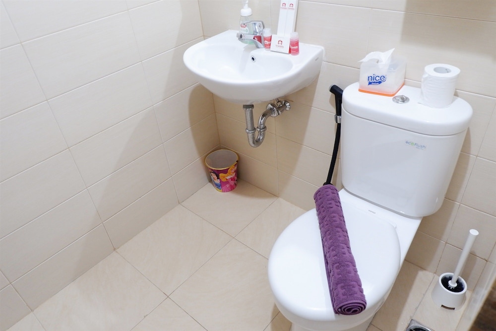 Close to Pool Studio Apartment Sky Terrace at Daan Mogot Baru, ジャカルタ - 19