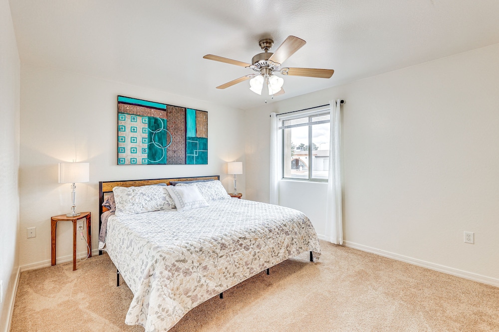 Charming Home w/ Pool - Near Mesa Arts Center! - Property Image 25