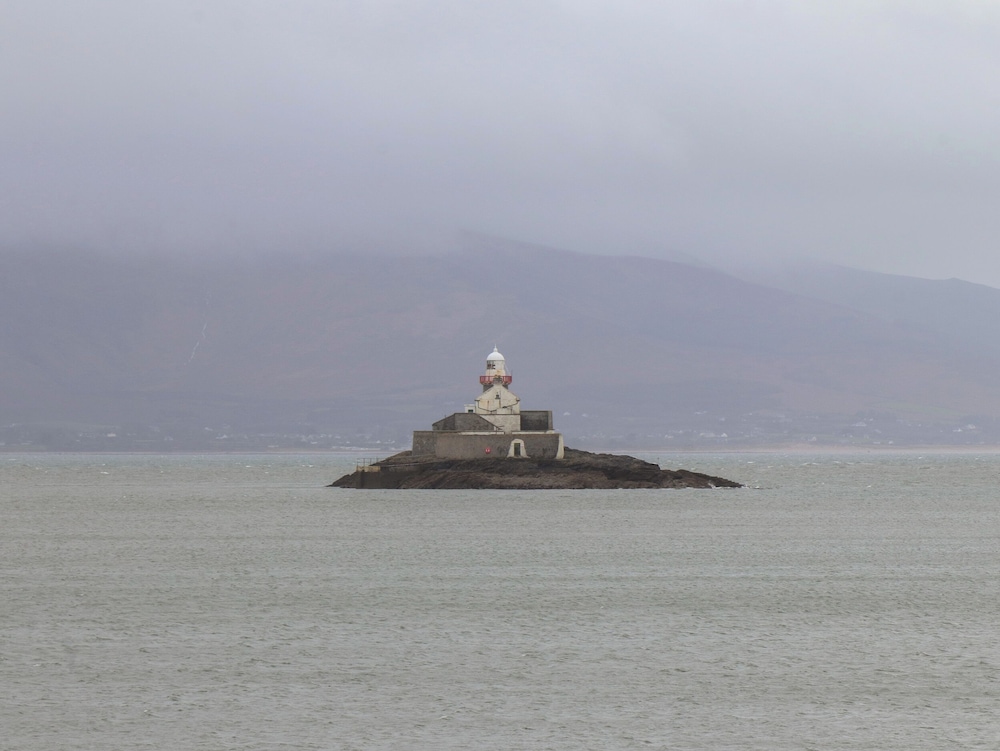 19A Lighthouse Village