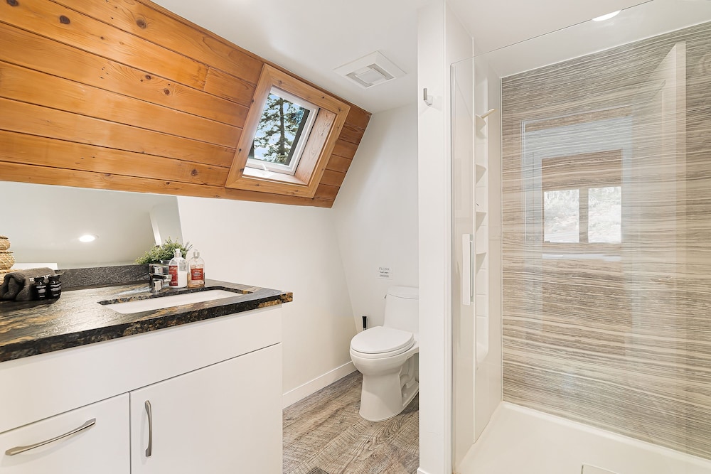 Tamarack by Avantstay Remodeled Chamberlands Full Beach Pool Access