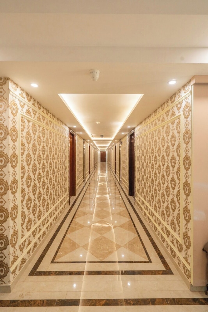 Gajraula Sukhdev Dhaba & Resort