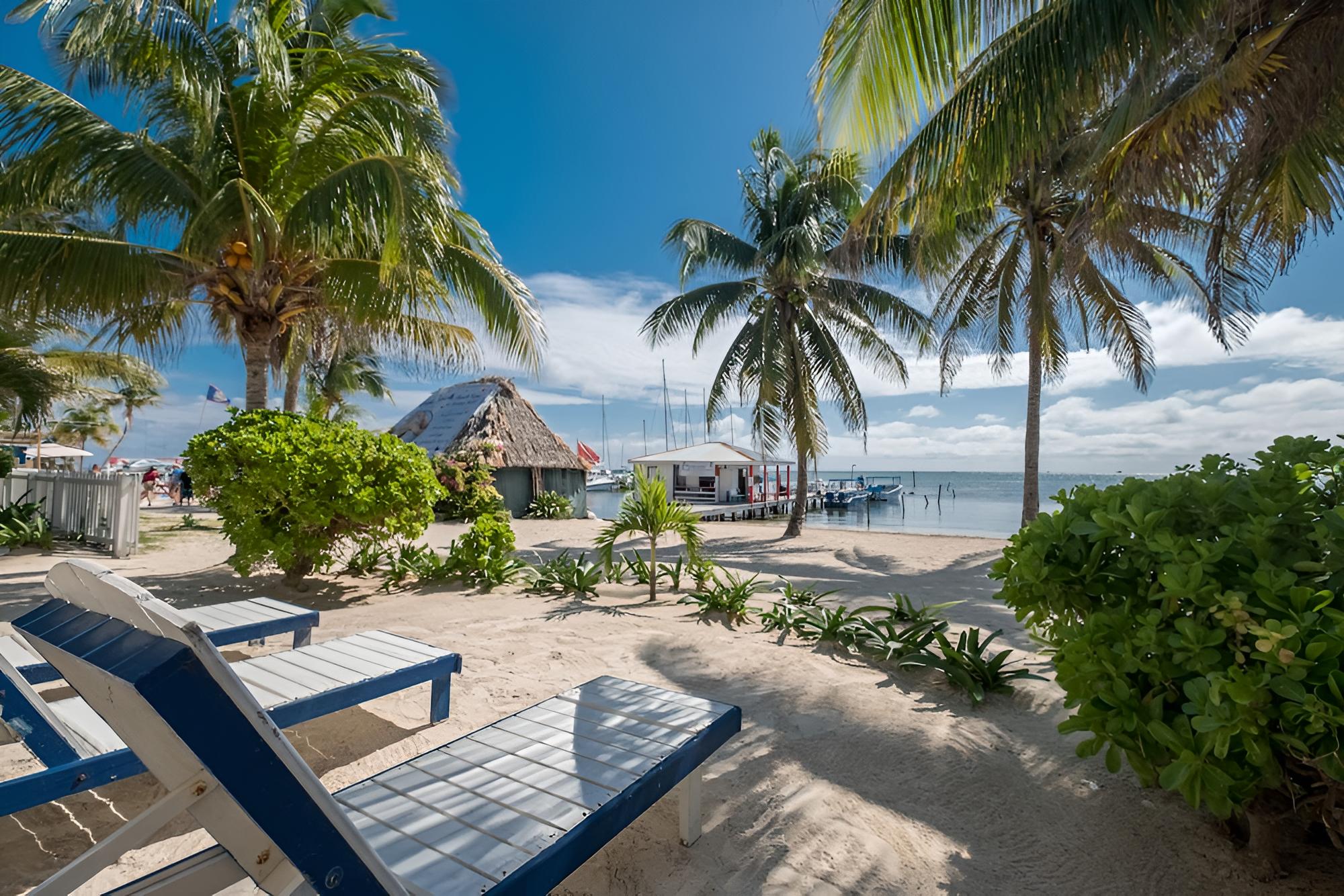 San Pedro Holiday Hotel