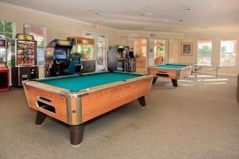 Resort Condo W/ Amenities Near Disney Parks 2 Bedroom Condo