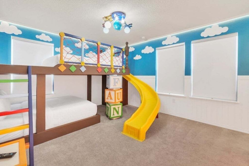 10 Bed 8 Bath Villa Gamesroom & Pool 16284saint 10 Bedroom Villa