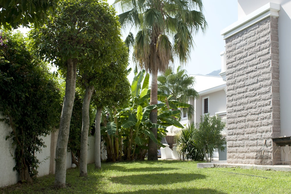 Bamont Villas