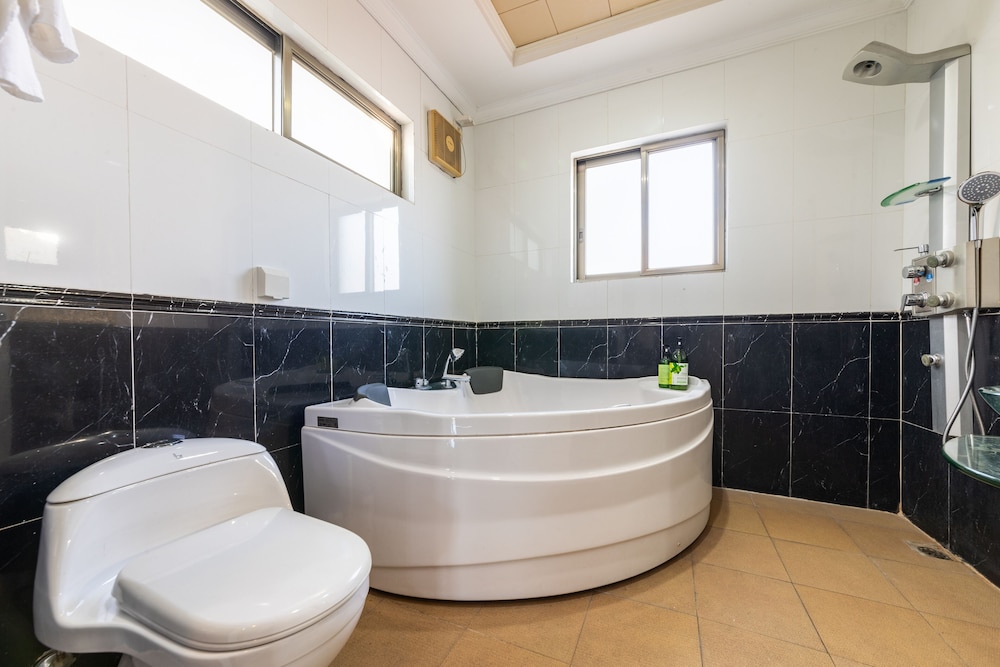 Milake Holiday Villa