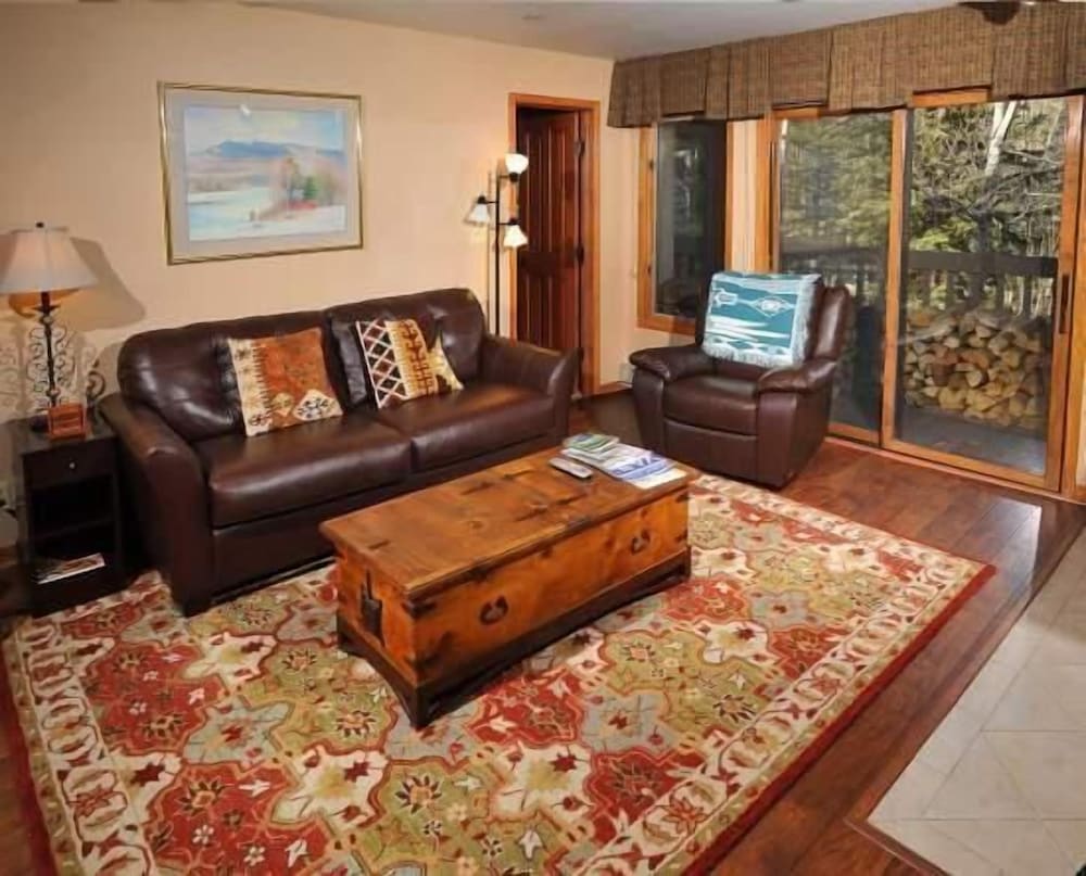 Beaver Creek Resort CO - Townsend Place & Strawberry Park Condos