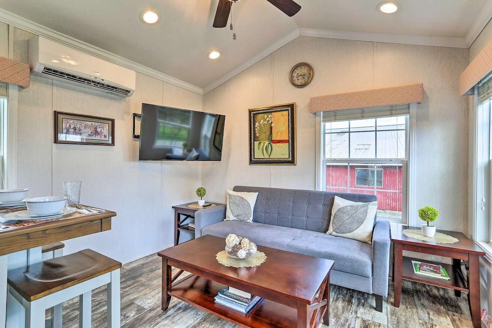 Equestrian House Suites
