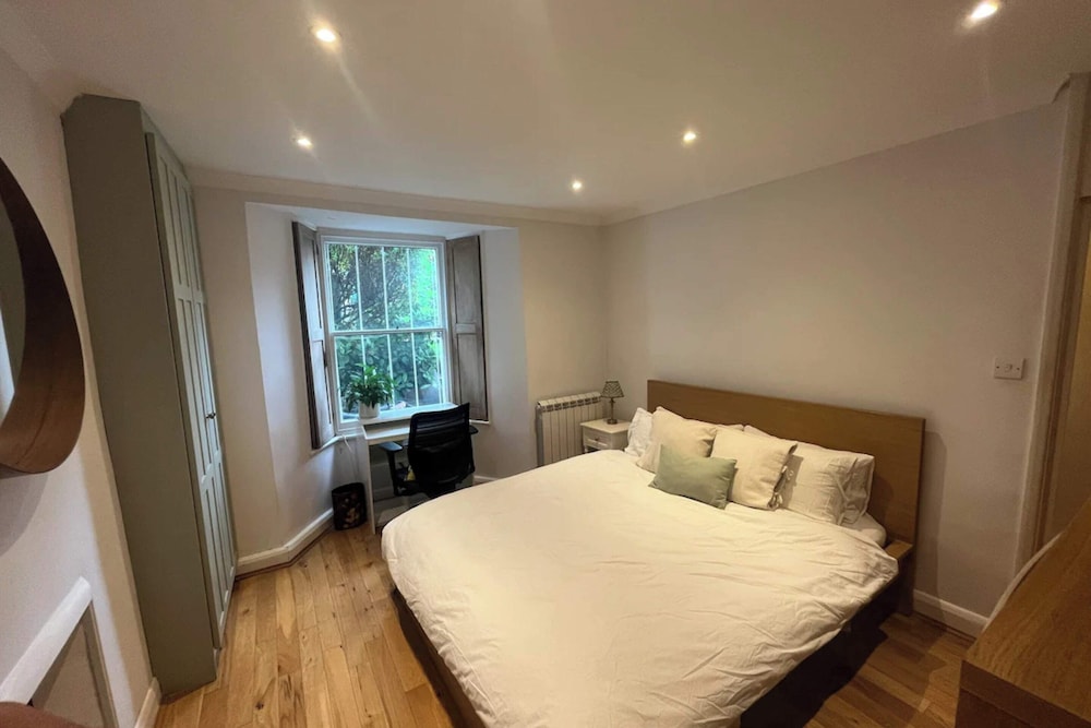 Beautiful 1BD Flat With Garden - Kentish Town