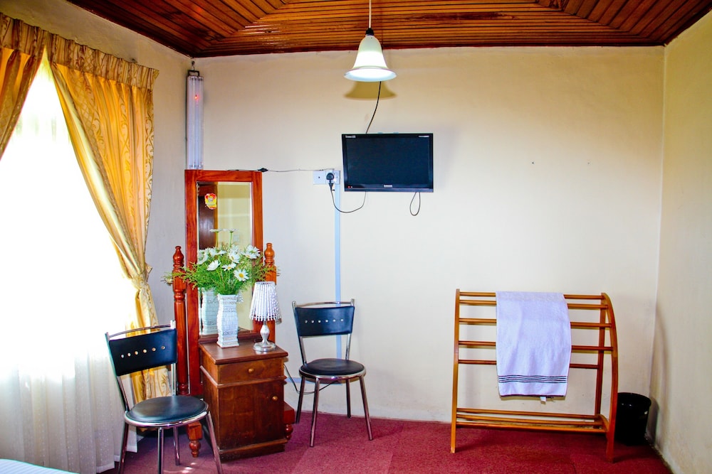 Chelthnam Bungalow