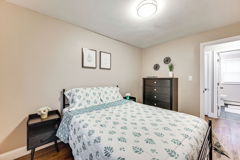 Modern Home w/ Spacious Yard in Springfield!