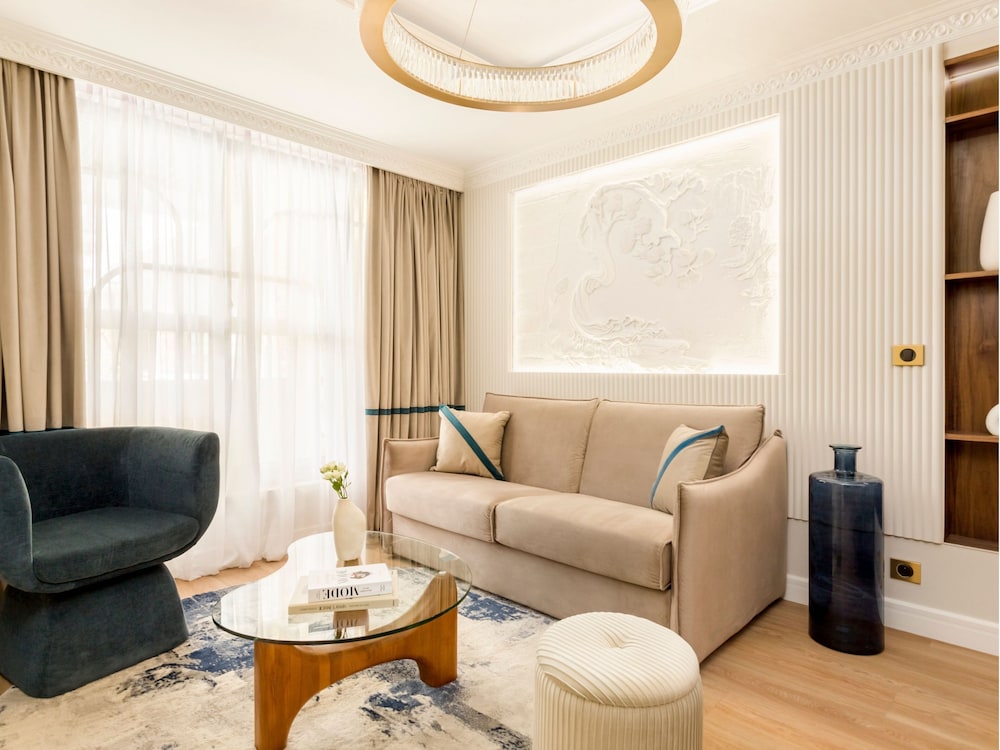 Merveil Luxury Suites - Lenoir I-II-III