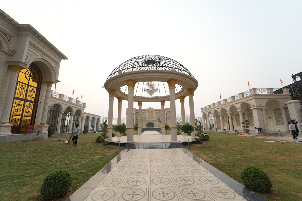 Hotel Maharaja Palace Rohtak