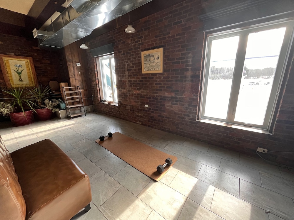 Hotel Cowansville