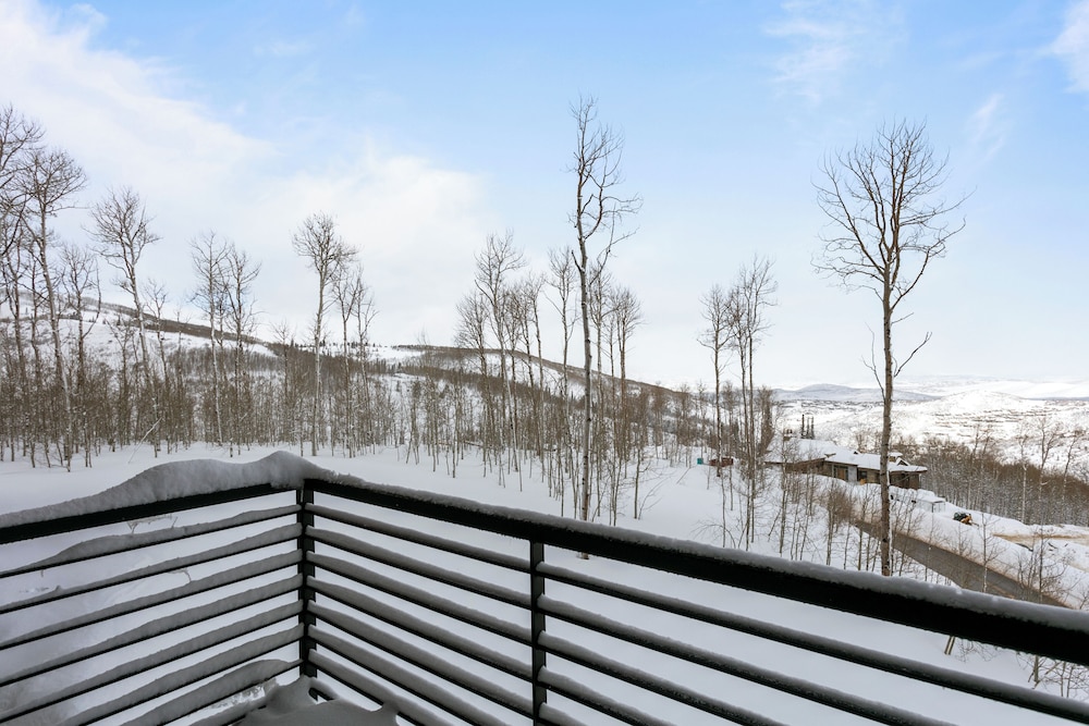 Argent at Deer Valley Resort - Three Bedroom Deluxe #203 3 Condo