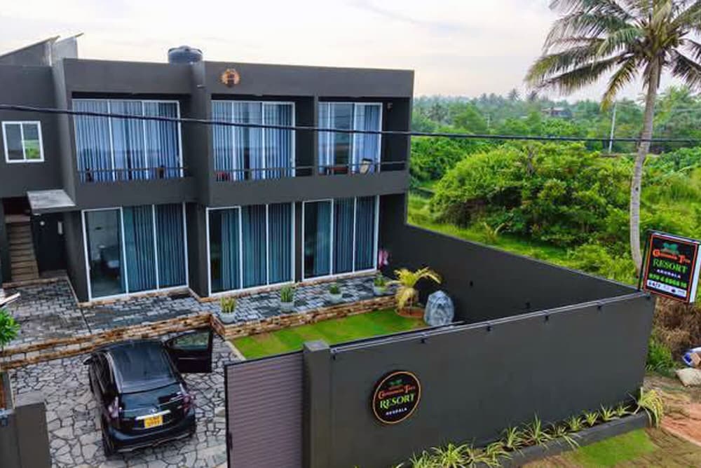 Cinnamon Tree Resort Akurala-Hikkaduwa