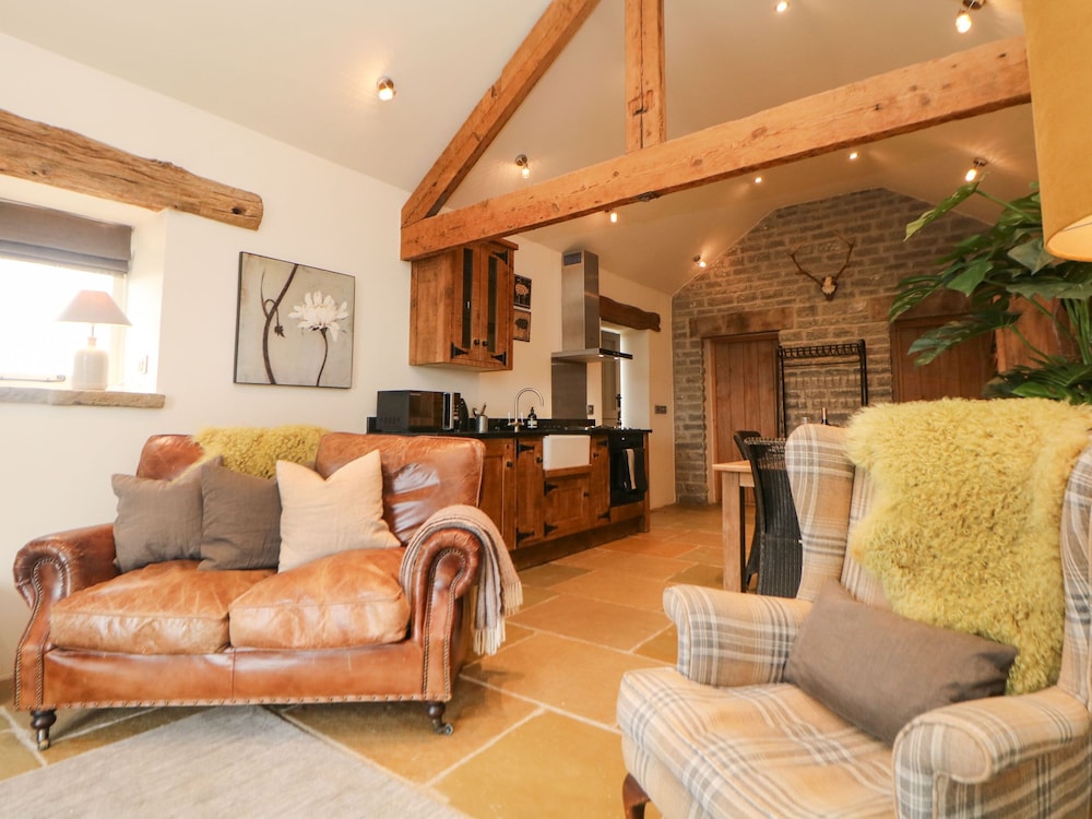 Five Wells Barn view 4