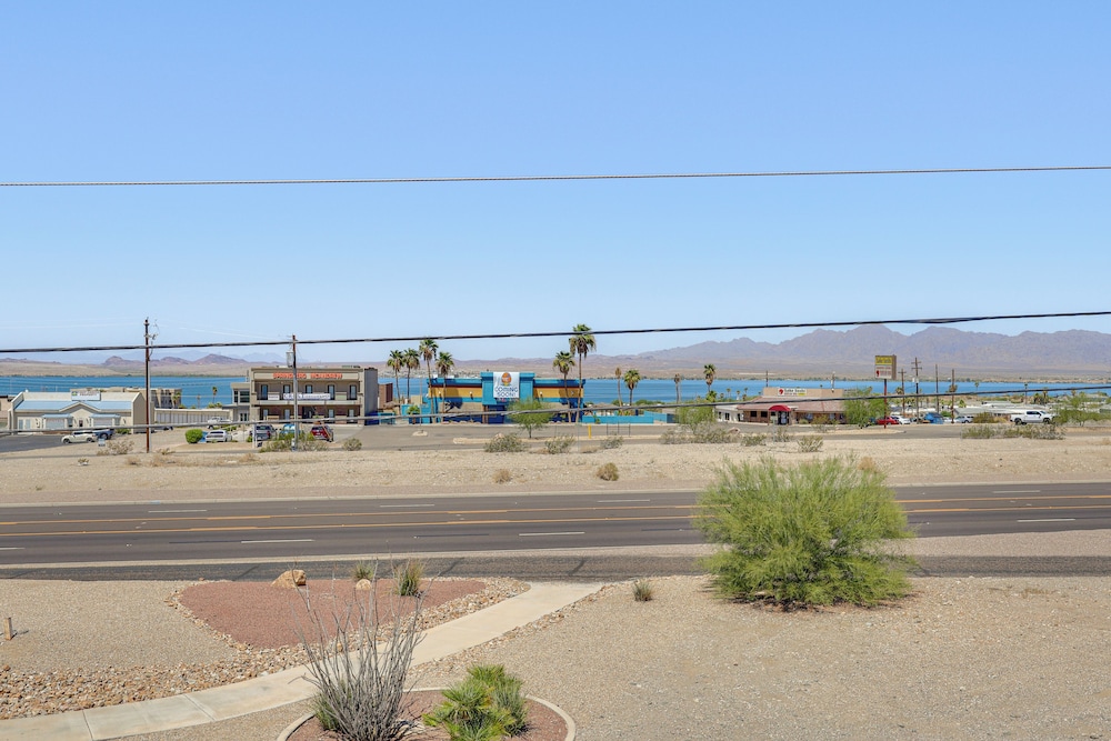 1 Mi to Lake Havasu: Outdoor Rec Hub w/ Views!