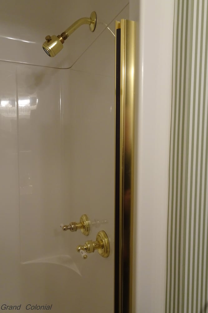 Grand Colonial B&B