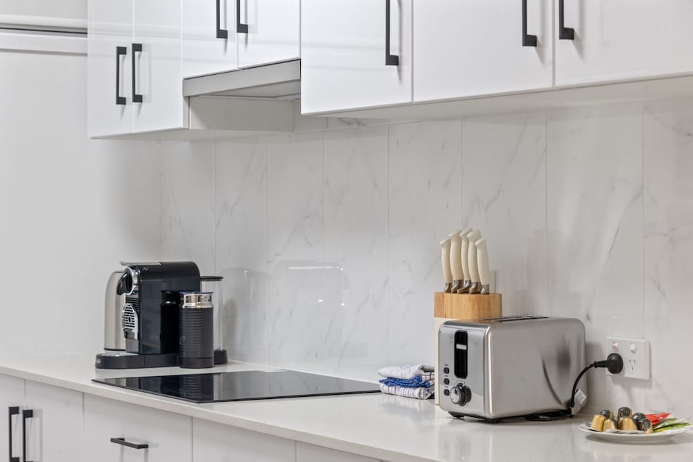 Modern Southbank Parklands Apartment Retreat