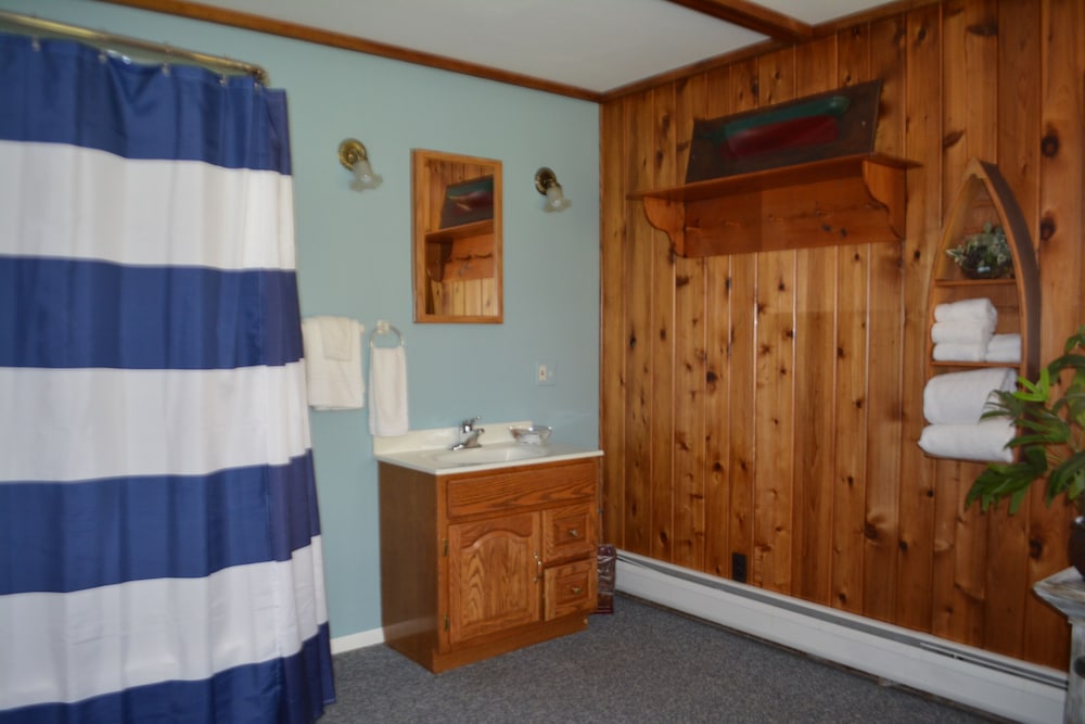 Chateau Country Inn - Property Image 11
