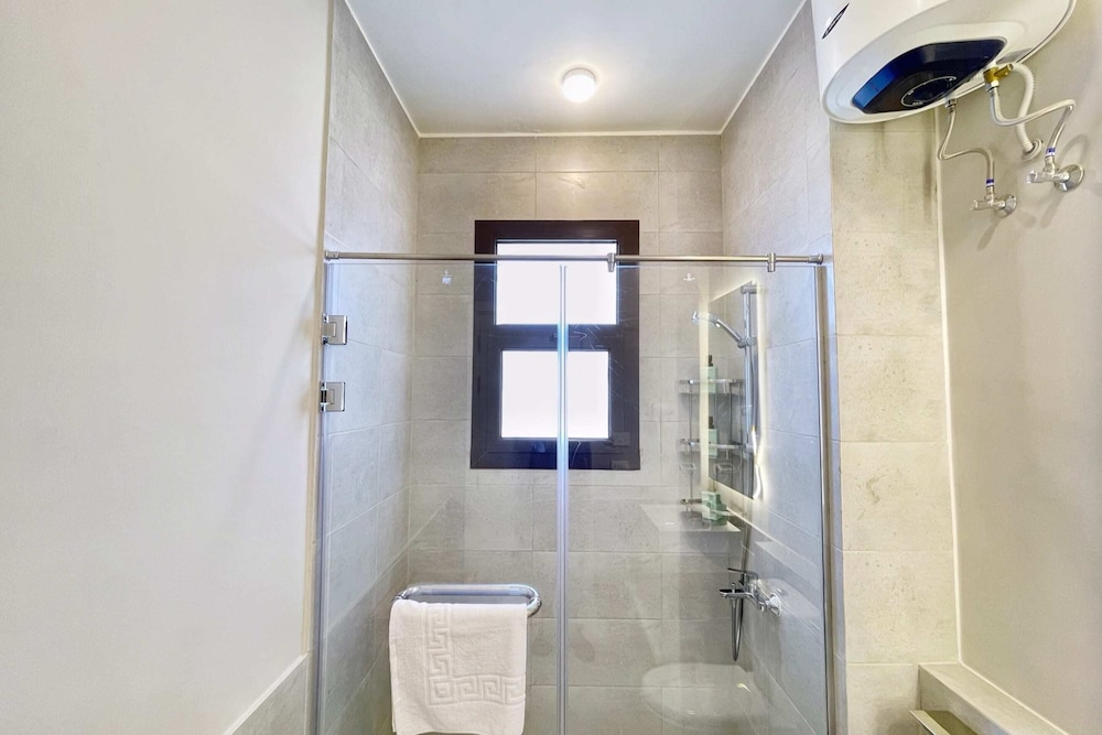 Xuru Stays I Genial 2 BDR w / Pool Access @ Cyan El Gouna